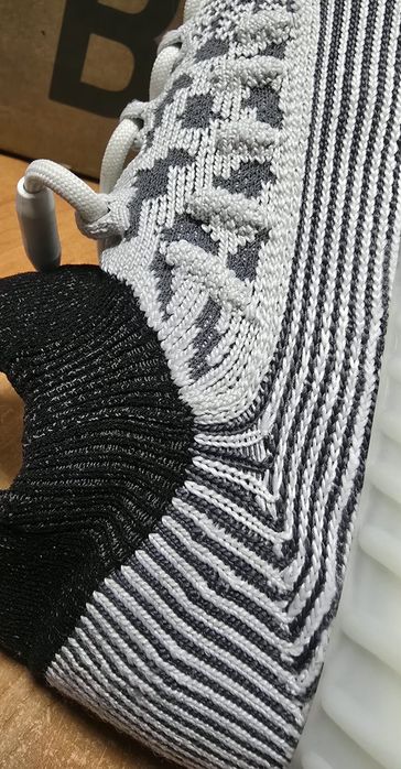 Adidas Yeezy boost 350 v2 roz. 41 1/3