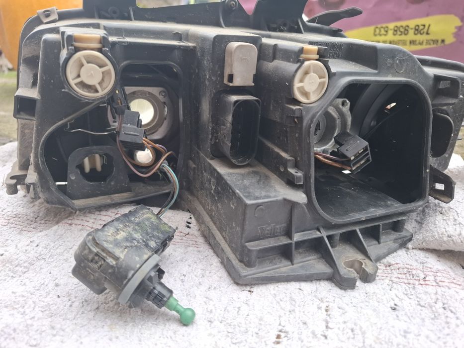 Lampy przód  Audi A4 B6 Sedan - komplet