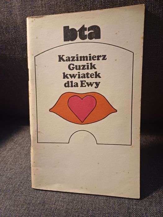 Kazimierz Guzik kwiatek dla Ewy