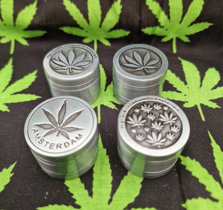 Grinder Pequeno Cinza