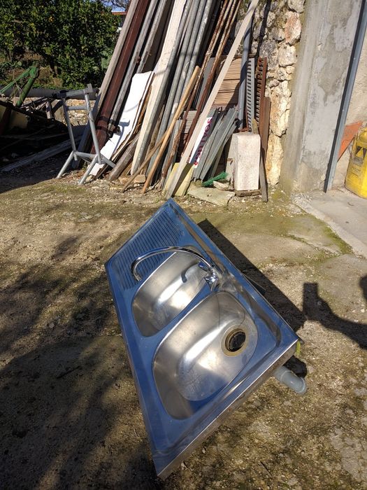 Tampo INOX com torneira e 2 pias