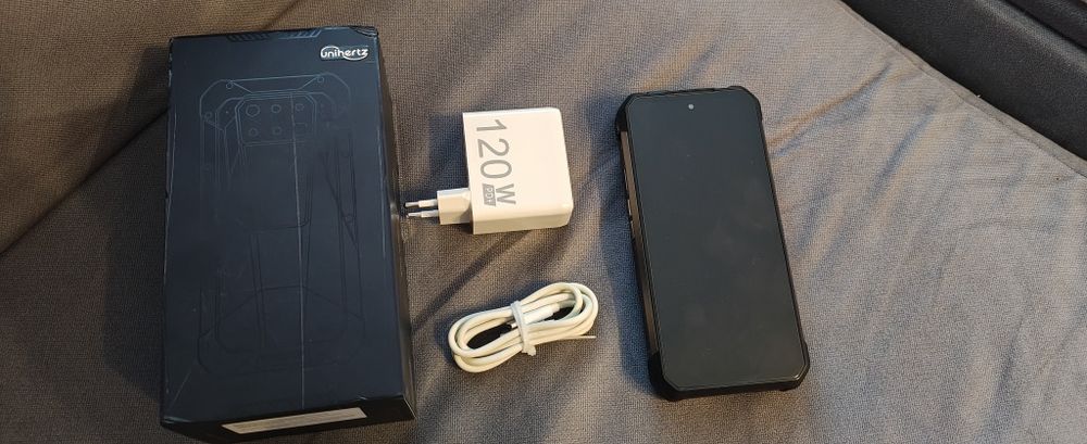 Pancerny Telefon TANK 3 PRO