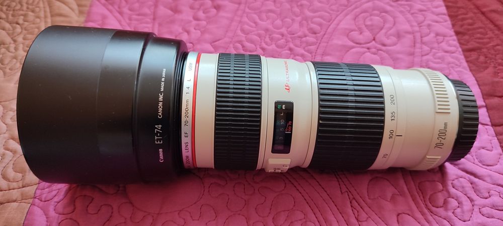 Canon  2 Aparaty body, 3 obiektywy oraz akcesoria