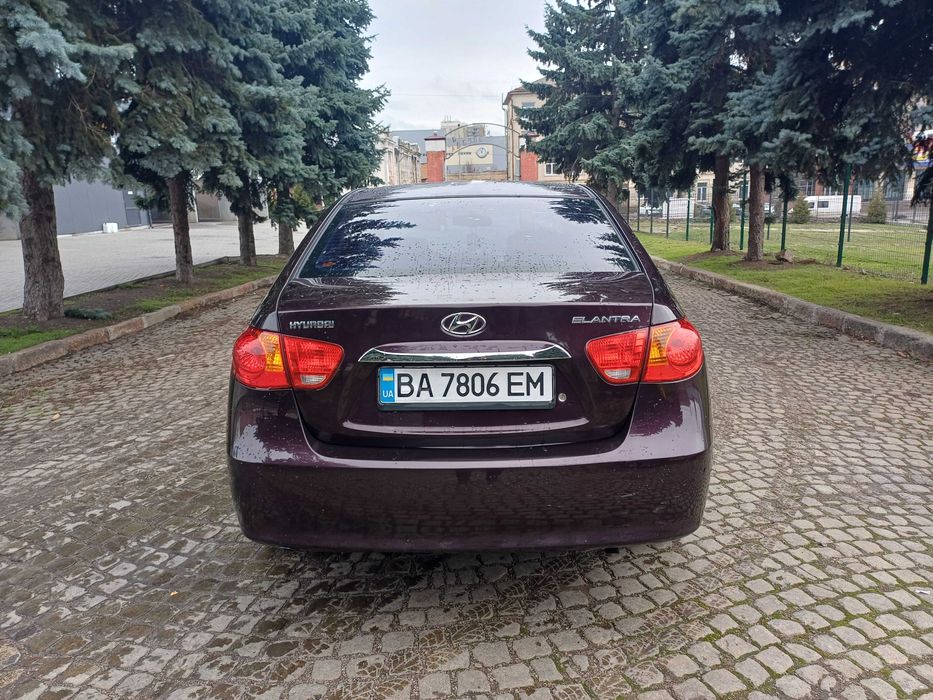 Hyundai Elentra 2010 року
