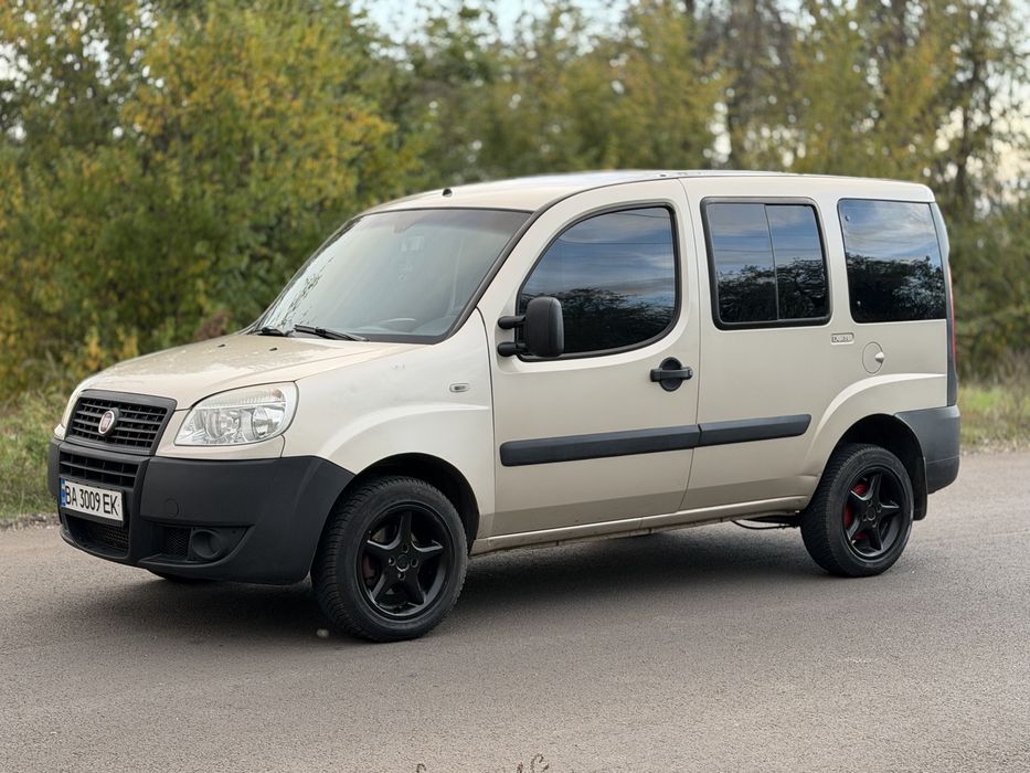 Fiat Doblo 2013 року