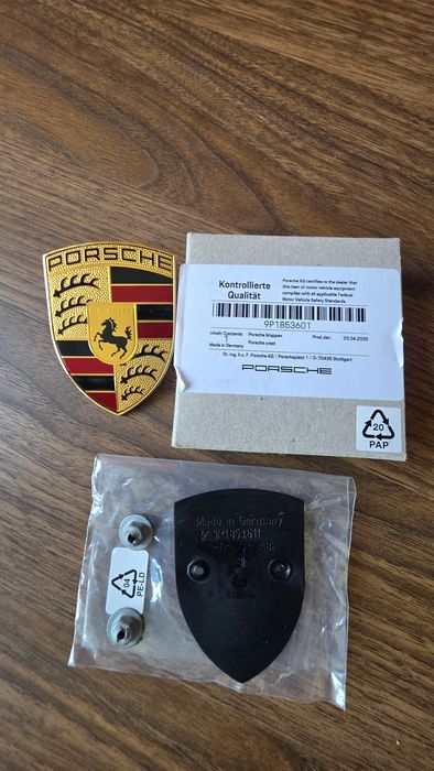 Emblemat PORSCHE