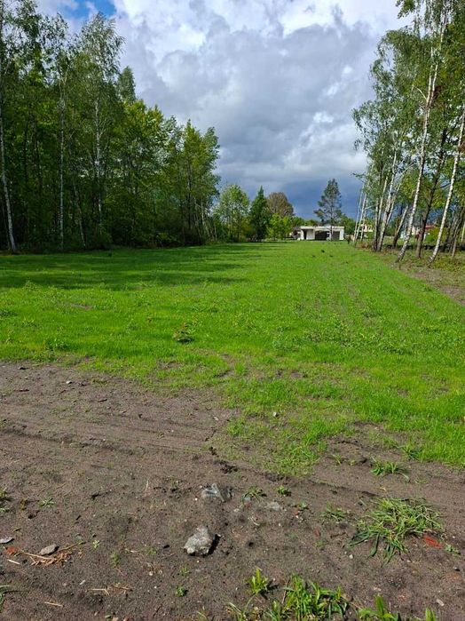 sprzedam działkę w Zakręcie ul. Piękna