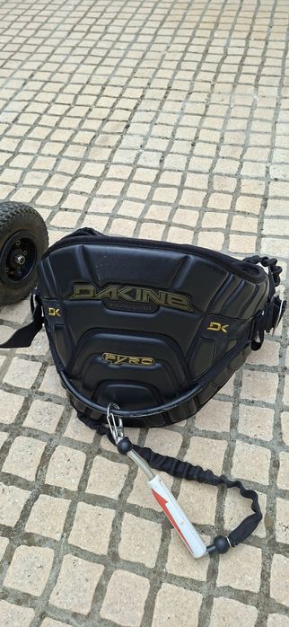 Kite Liquid Force 8M e material