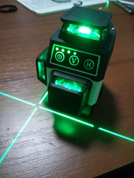 Лазерный уровень Pracmanu