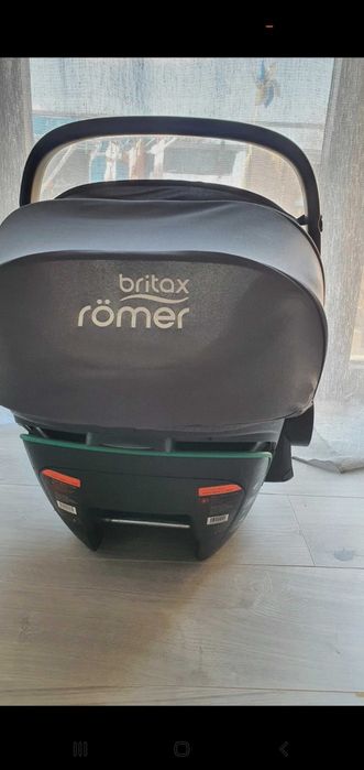 Fotelik samochodowy dla noworodka Britax römer do 13kg. 48-83cm