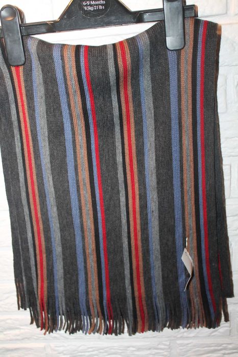 Szalik męski 
100 % Akryl