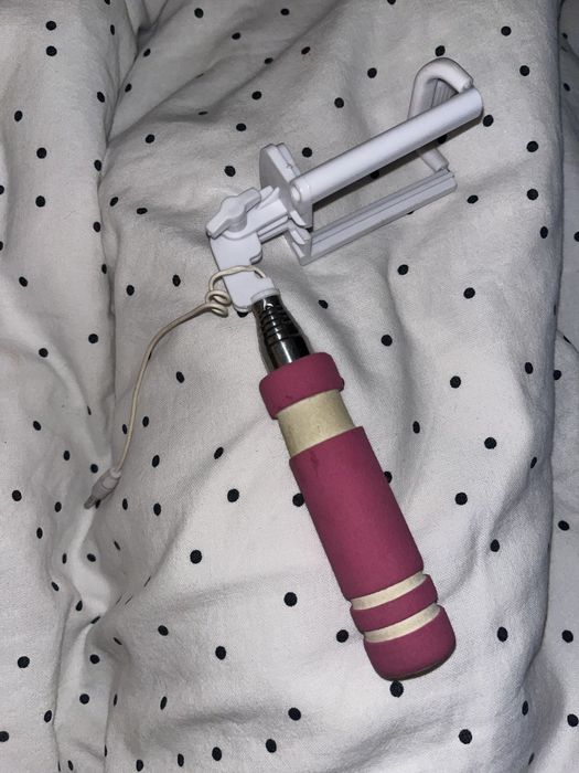 Uchwyt kijek do selfie różowy z rossman