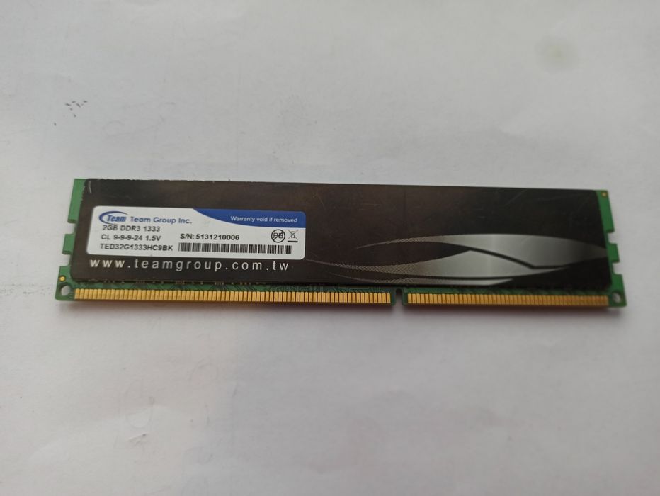Оперативна пам'ять Team 2 GB  DDR 3 1333 для пк
