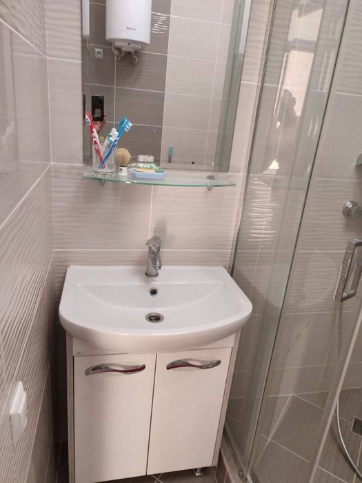 Продам 1-комнатную квартиру в Жк Кадор 3, с ремонтом. Торг уместен