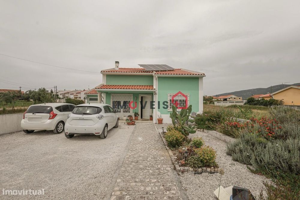 Detached House | Ataíja De Baixo