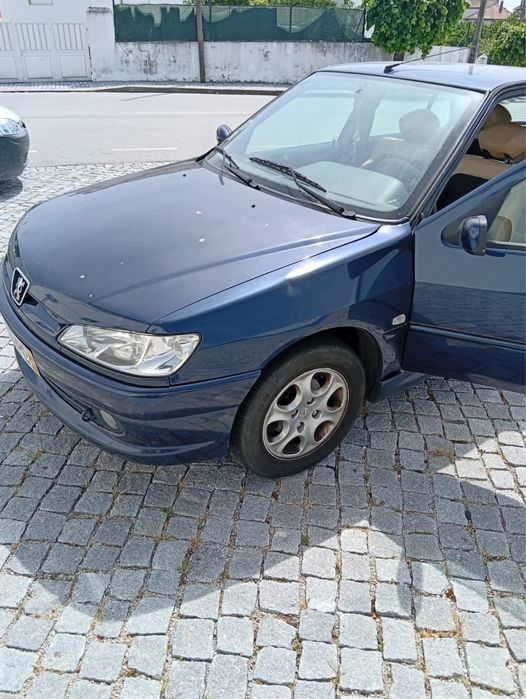 Vende-se veiculo em bom estado geral