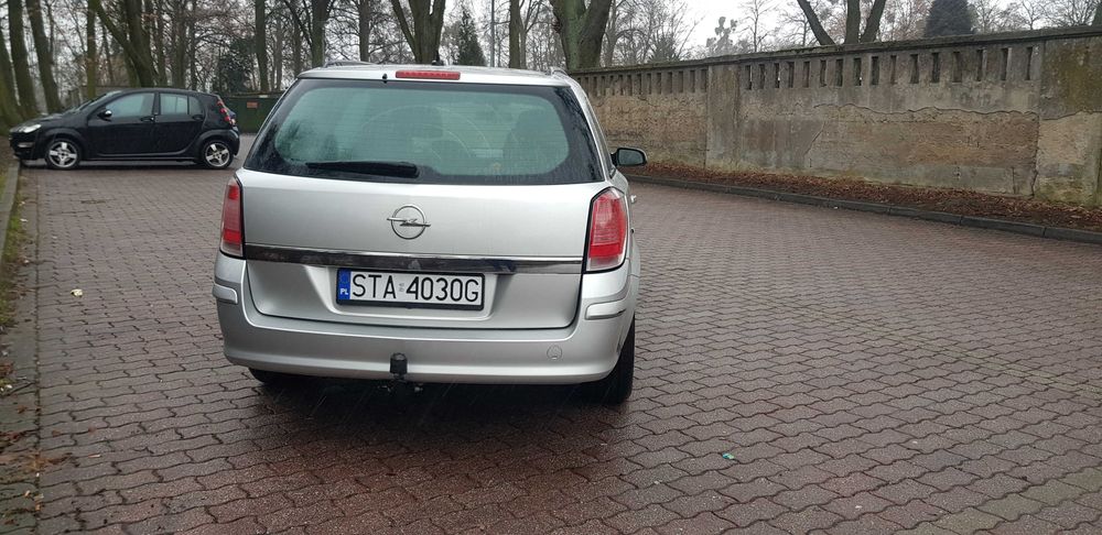Opel Astra H 1.6 benzyna, z Niemiec, bez rdzy, super stan