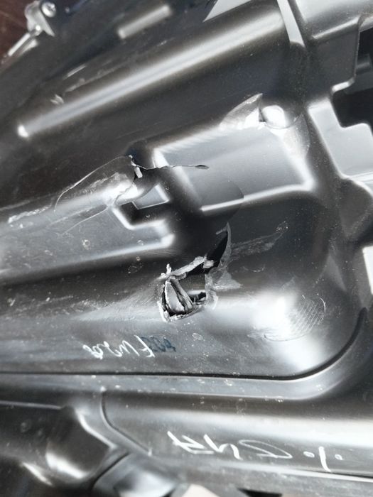 Ótica Toyota Yaris cross farol original