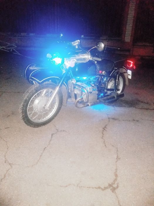 Мотоцикл Мт Днепр