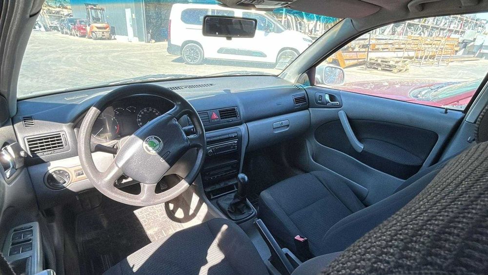 Skoda Octávia 1.9 TDI 1999 para Peças