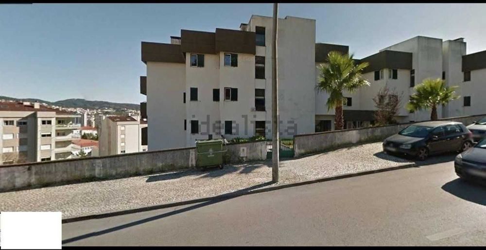 T1 com 1 lugar garagem