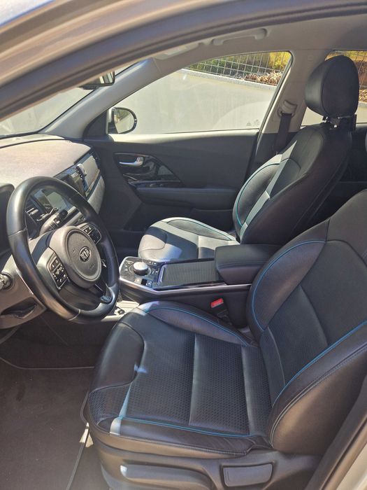 Kia e-Niro 64 kWh 204cv | Histórico Kia | 2 Chaves | Pneus Novos