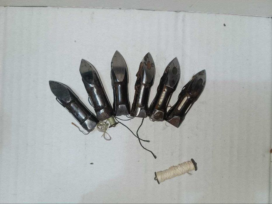 Челноки швейной машины Зингер