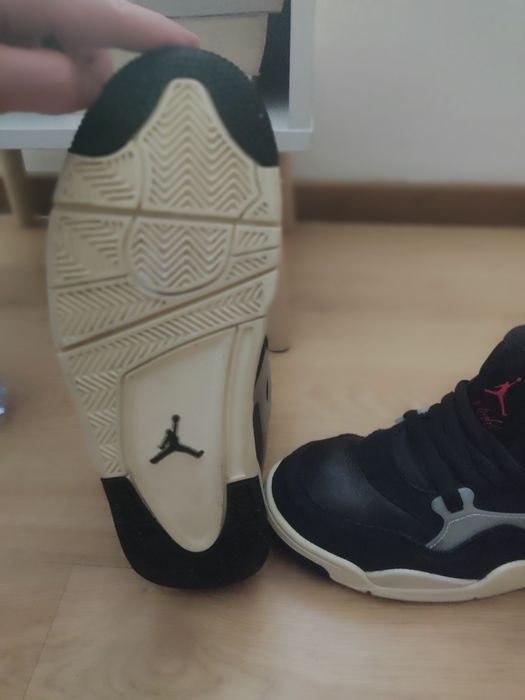 Sapatos desportivos Jordan4RM