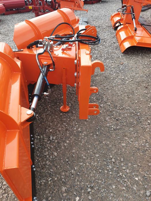 Mocny pług do śniegu do tura tuz strzałka Metal Technik dostawa Gratis