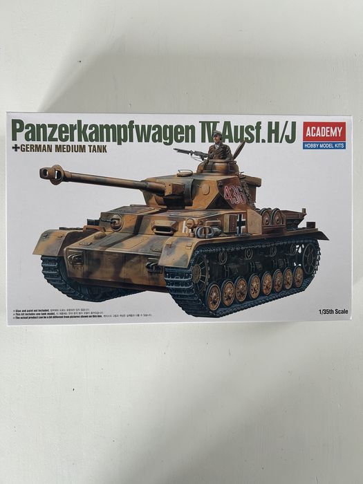 Czołg Panzer IV H/J model do sklejenia Academy 13234