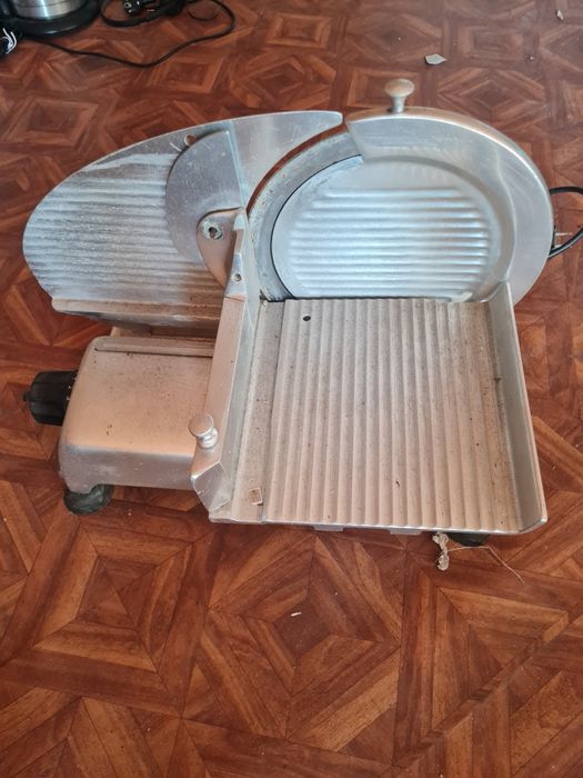 Продам слайсер Bizerba VF 6