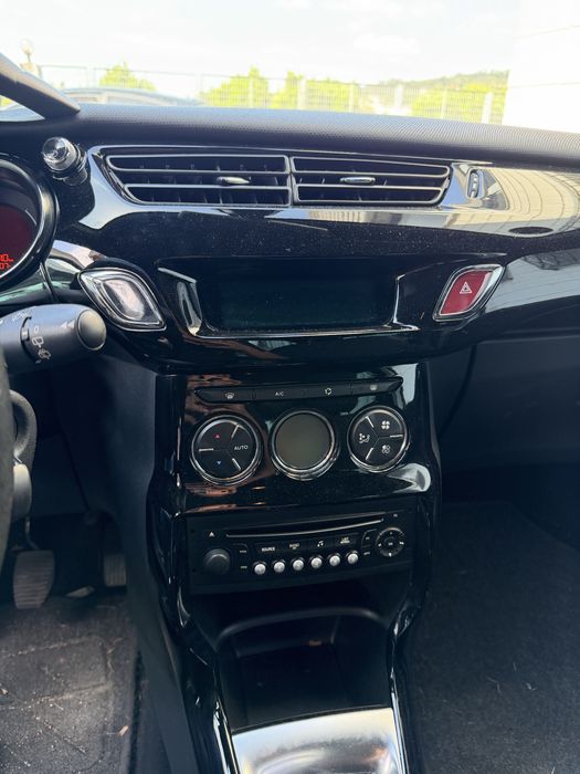 Material Citroen DS3 2012 (Completo 1.500€)