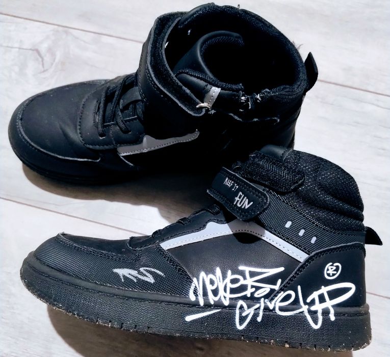 Adidasy sprandi 35 czarne wysokie trampki piłka korki