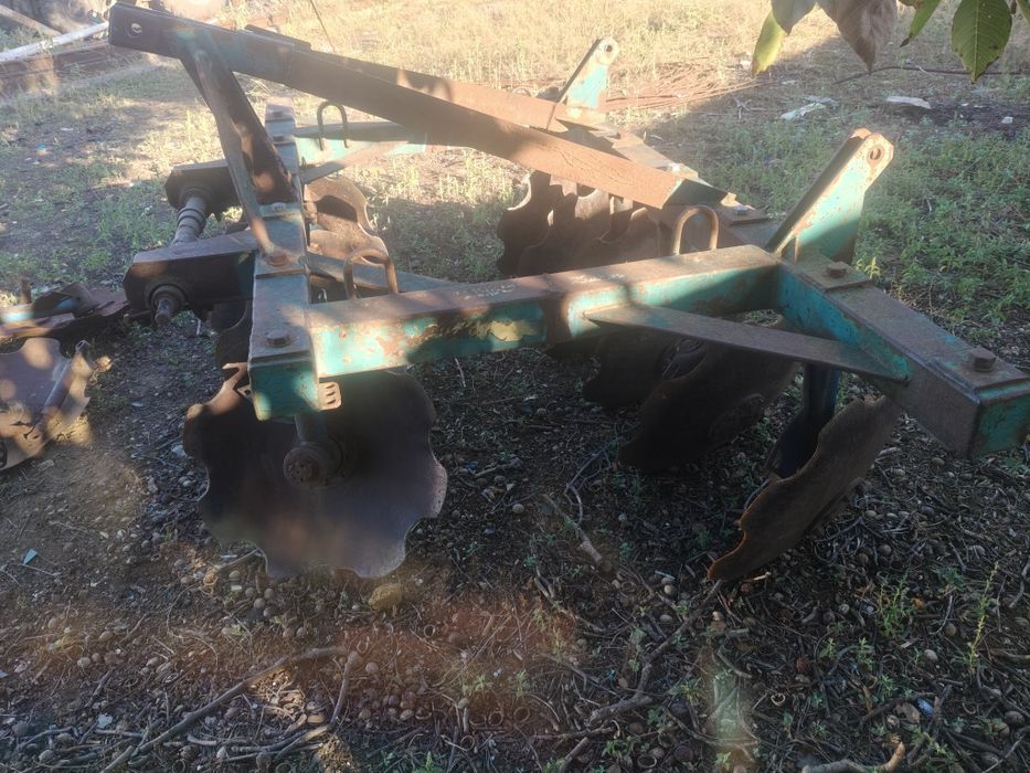 Продам дисковую борону АГД -2.4