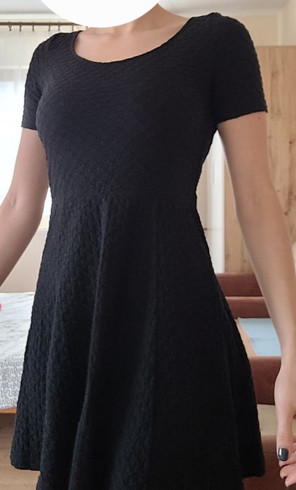 Czarna sukienka h&m