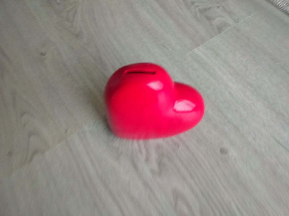 Mealheiro formato de coração