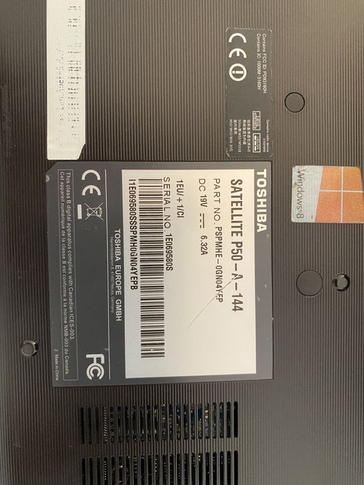 Portátil Toshiba P50-A-144