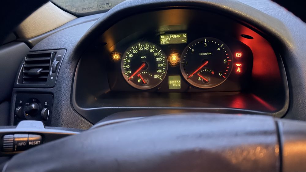 Volvo S40 | Ano 2006 | Preto | Para venda no estado em que se encontra