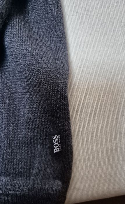 Светер Hugo Boss merino wool 100% меринос