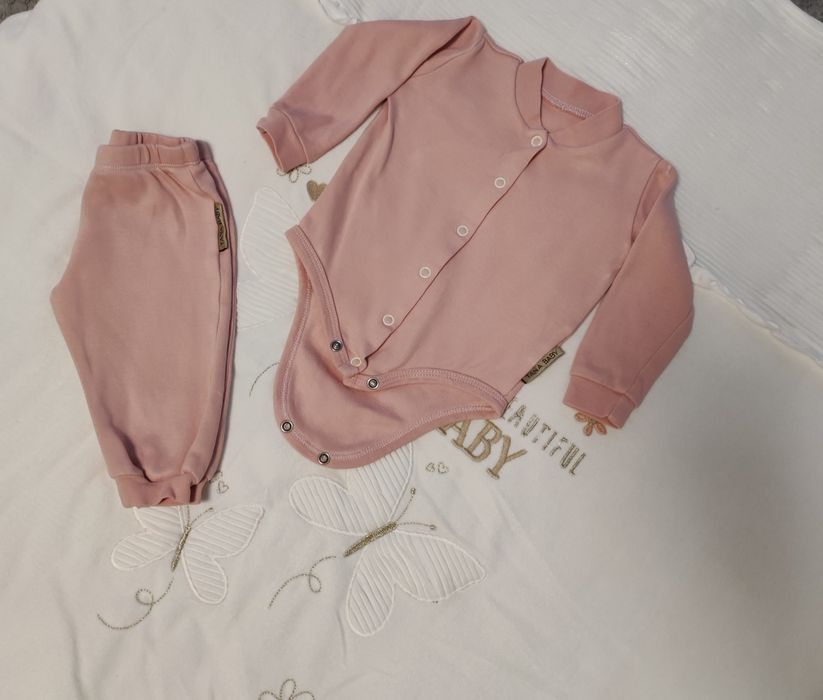 Костюмчик для дівчинки