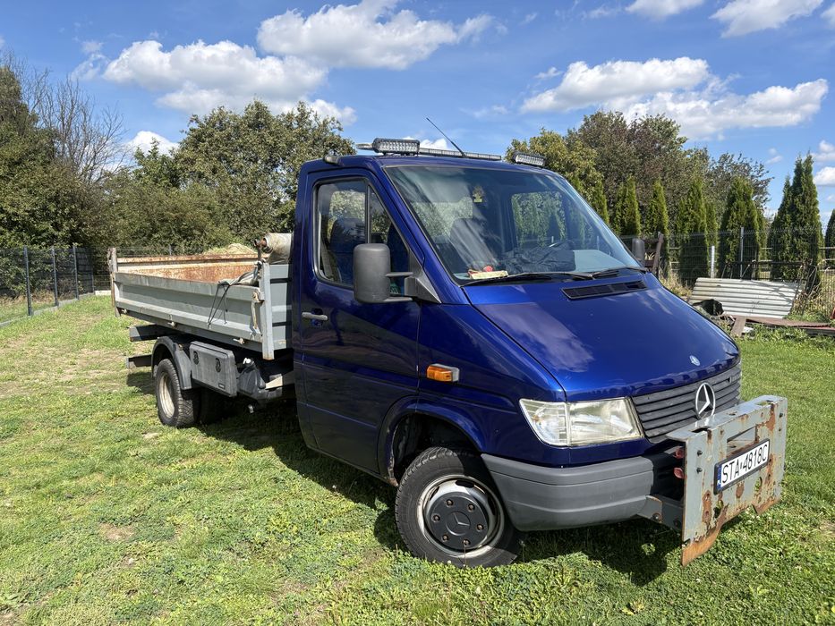 Mercedes sprinter 410d wywrotka + plug do sniegu