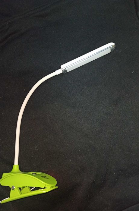 Лампа настольная аккумуляторная YJ-5868-1