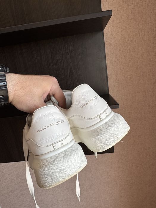 Alexander McQueen кросівки/кеди/туфлі