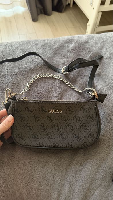 Жіноча сумка guess крос-боді чорна