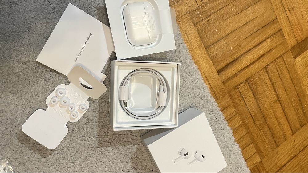 AirPods pro 2 apple