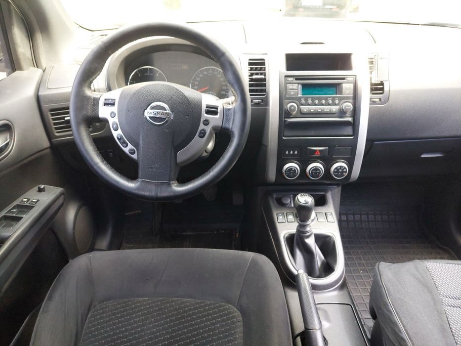 Nissan X-trail 2012