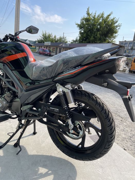 Доставка безкоштовна Мотоцикл Spark SP200R-34