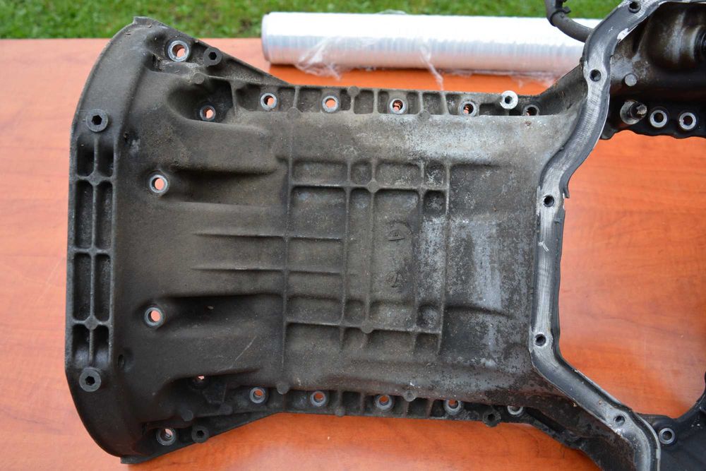 mercedes w251 r klasa miska olejowa oleju silnik m272 3,5 v6