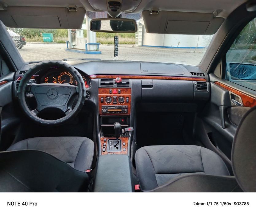 Продам ,або омнія мерседес E240