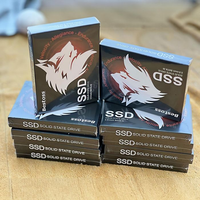 Ssd Bestoss (2.5 Sata) 120,256,512gb